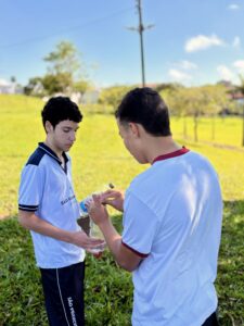 Lançamento de foguetes no Parque Lagoa Dourada