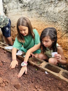 Estudantes da 1ª e 2ª série do Ensino Médio participam de Simulado ENEM no Colégio São Francisco de Assis